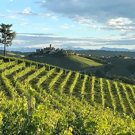 Acaso Frühstückspension Serralunga d'Alba