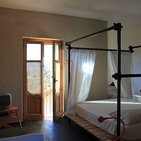 Acaso Frühstückspension Serralunga d'Alba